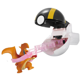 Charizard Takara Tomy Pokemon Moncolle Poketoruze (Poke Ball)