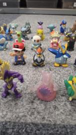 // Pokémon Kids! Beschadige Figuren set/50 \\ (A)