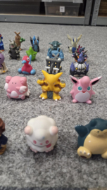 // Pokémon Kids! Beschadige Figuren set/50 \\ (A)