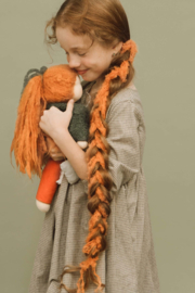 Poppenhaar Mohair Bouclé zwart (per 5 meter)