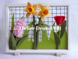 Viltpakket 'Raampje met voorjaarsbloemen'