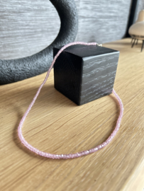 Choker- Rozenkwarts