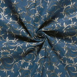 Gewassen denim  soepel vallend met geborduurd  motiefje    Art MC1003