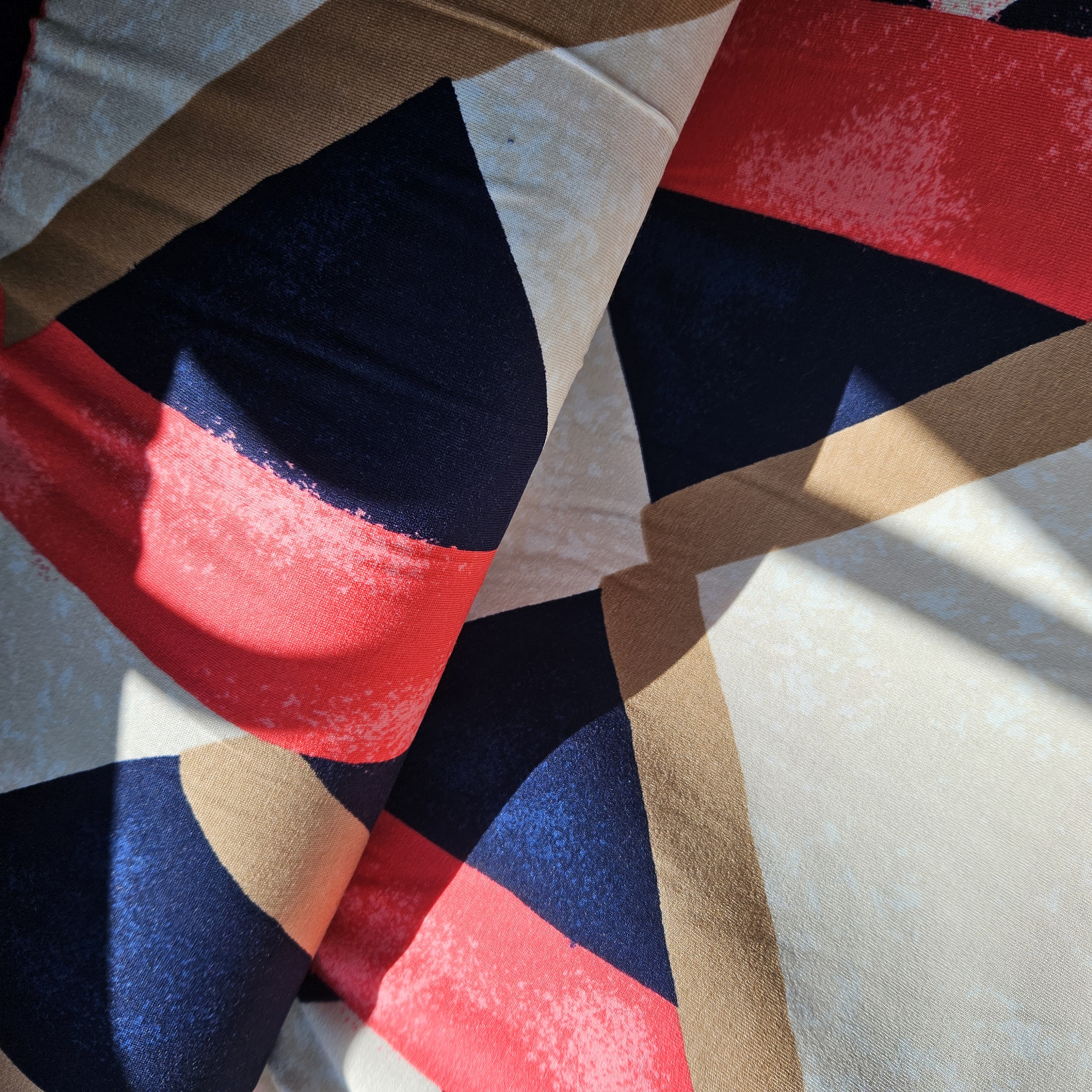 Viscose  jersey voor topje , jurkjes enz  .. Art N23181-022