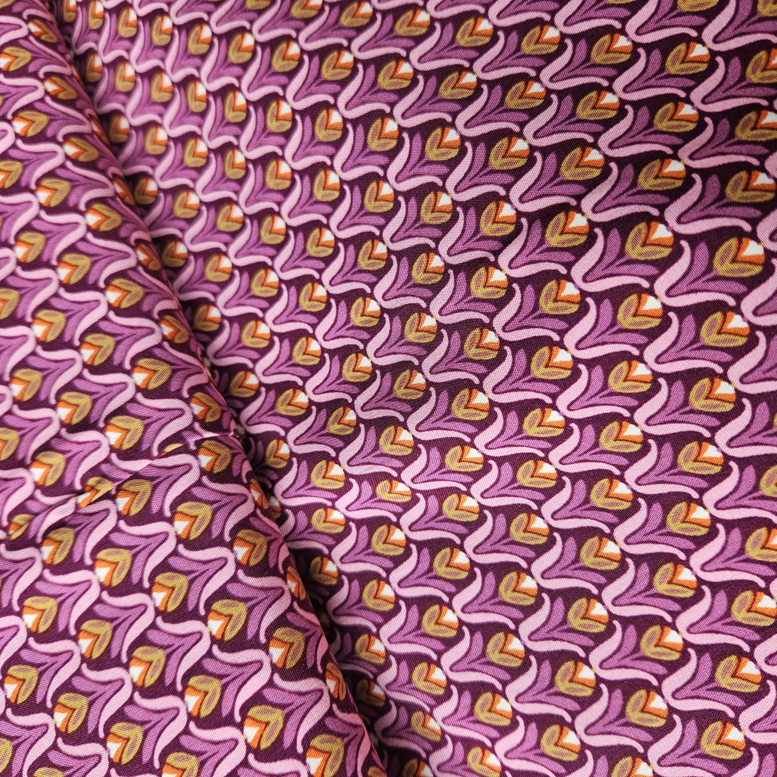 Viscose met    gewerkt motief   Art  N23318-069