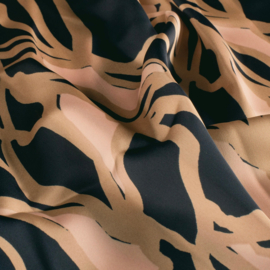 Satin Du chesse gewerkt motief   Art  N25020/008