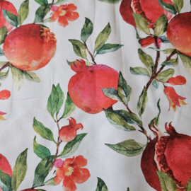 Poplin katoen  met    perzik  motief   Art 60438/050