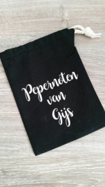 Pepernotenzakje zwart (opdruk naar keuze)