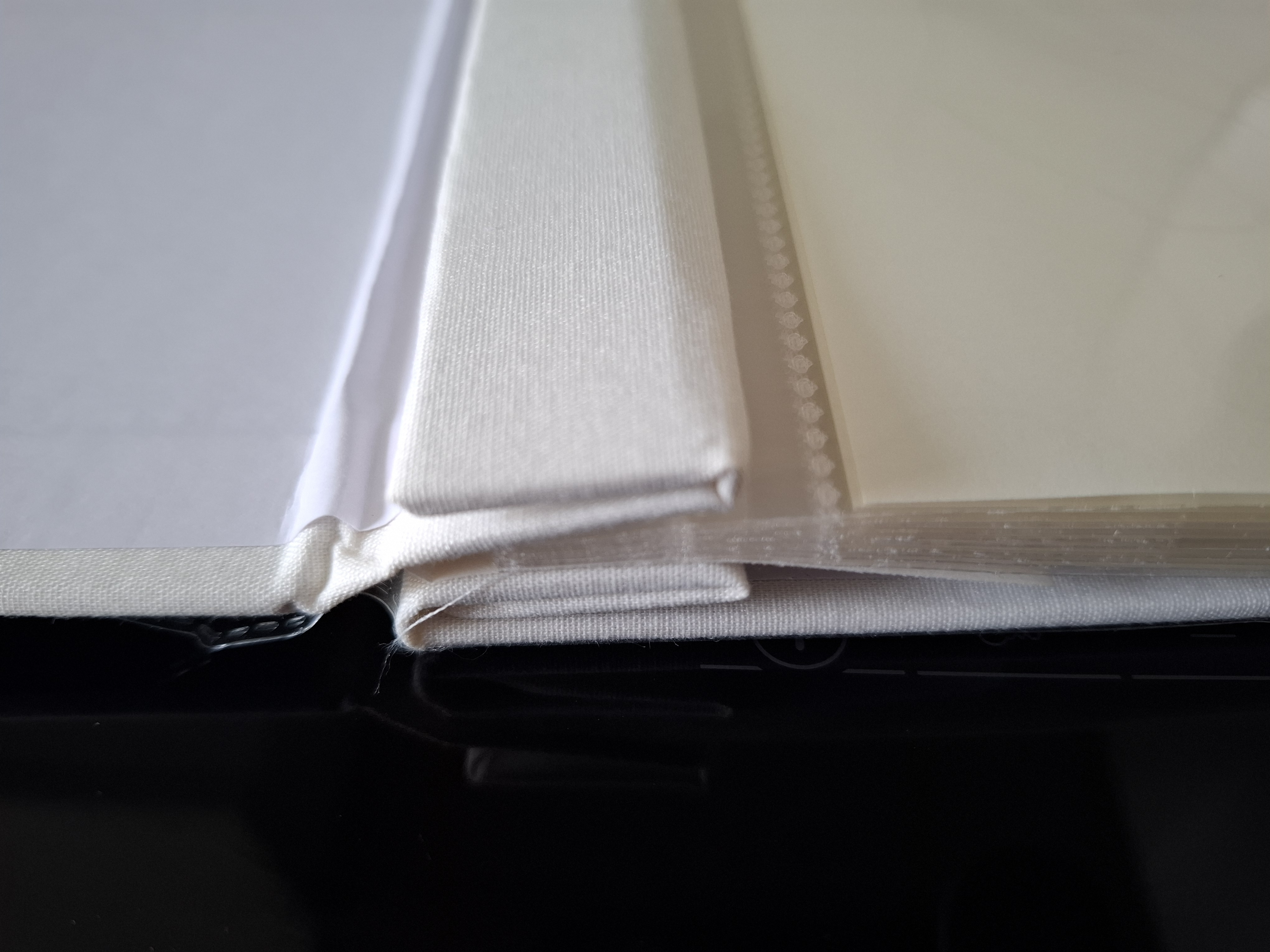 Wit creme Scrapbook Album 31 x 35 cm – Incl. Insteekhoezen & Witte Vellen papier