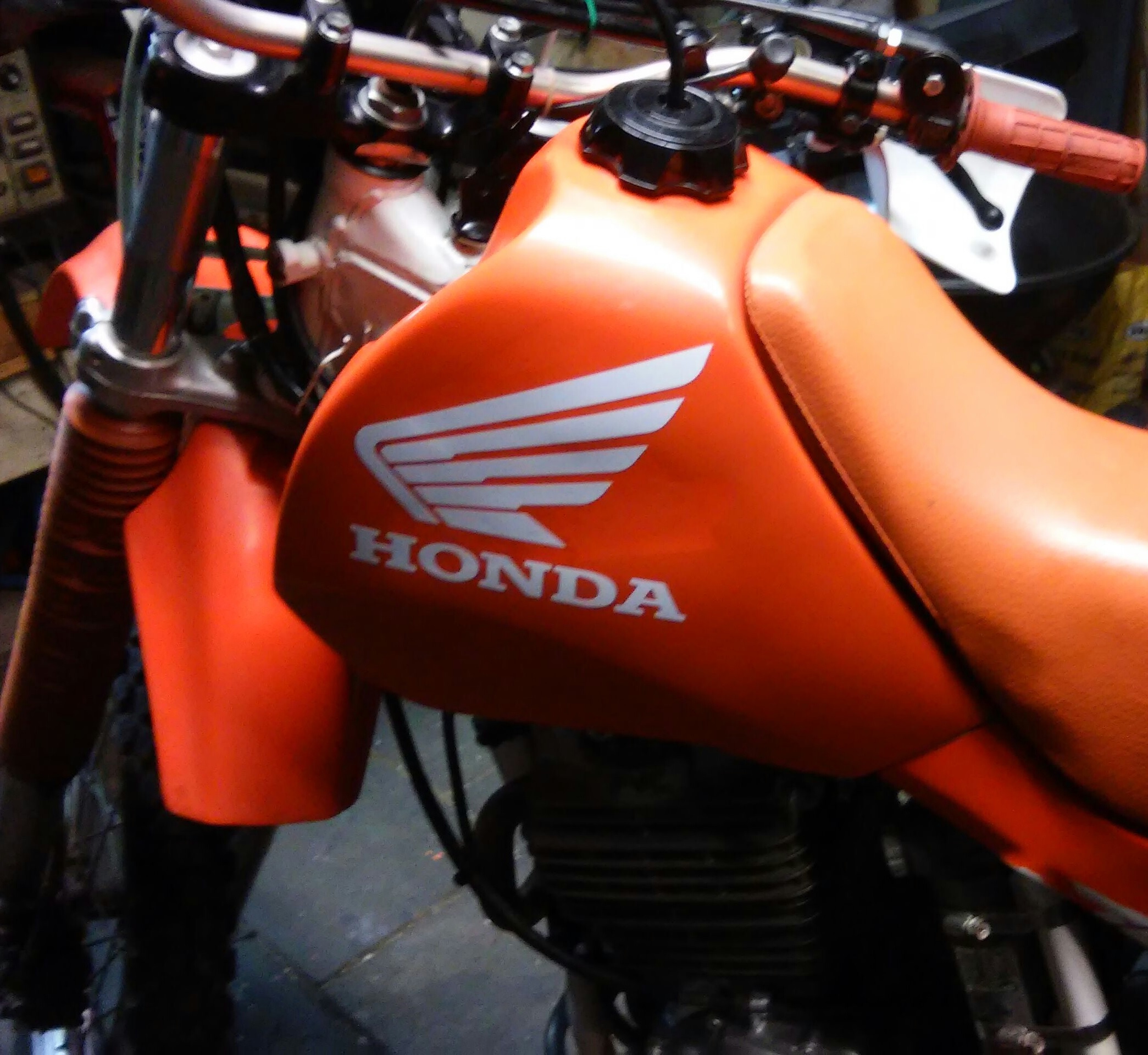 Honda motor 2 Honda motor 2