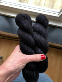 Merino Singles "Onyx"