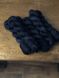 Merino Singles "Onyx"