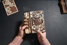 3D puzzel hout - Book of Secrets