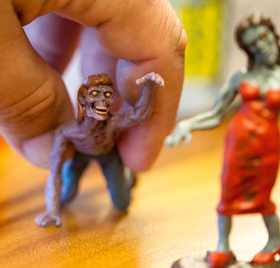 Tube XL zombies mini
