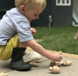Tickit houten gemeenschapsfiguren