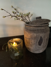 Houten pot met deksel