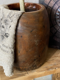 Stoer houten pot