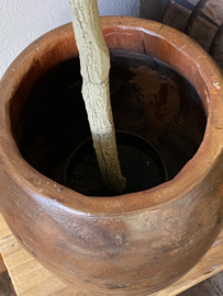 Stoer houten pot