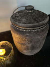 Houten pot met deksel