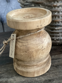 Houten kandelaar