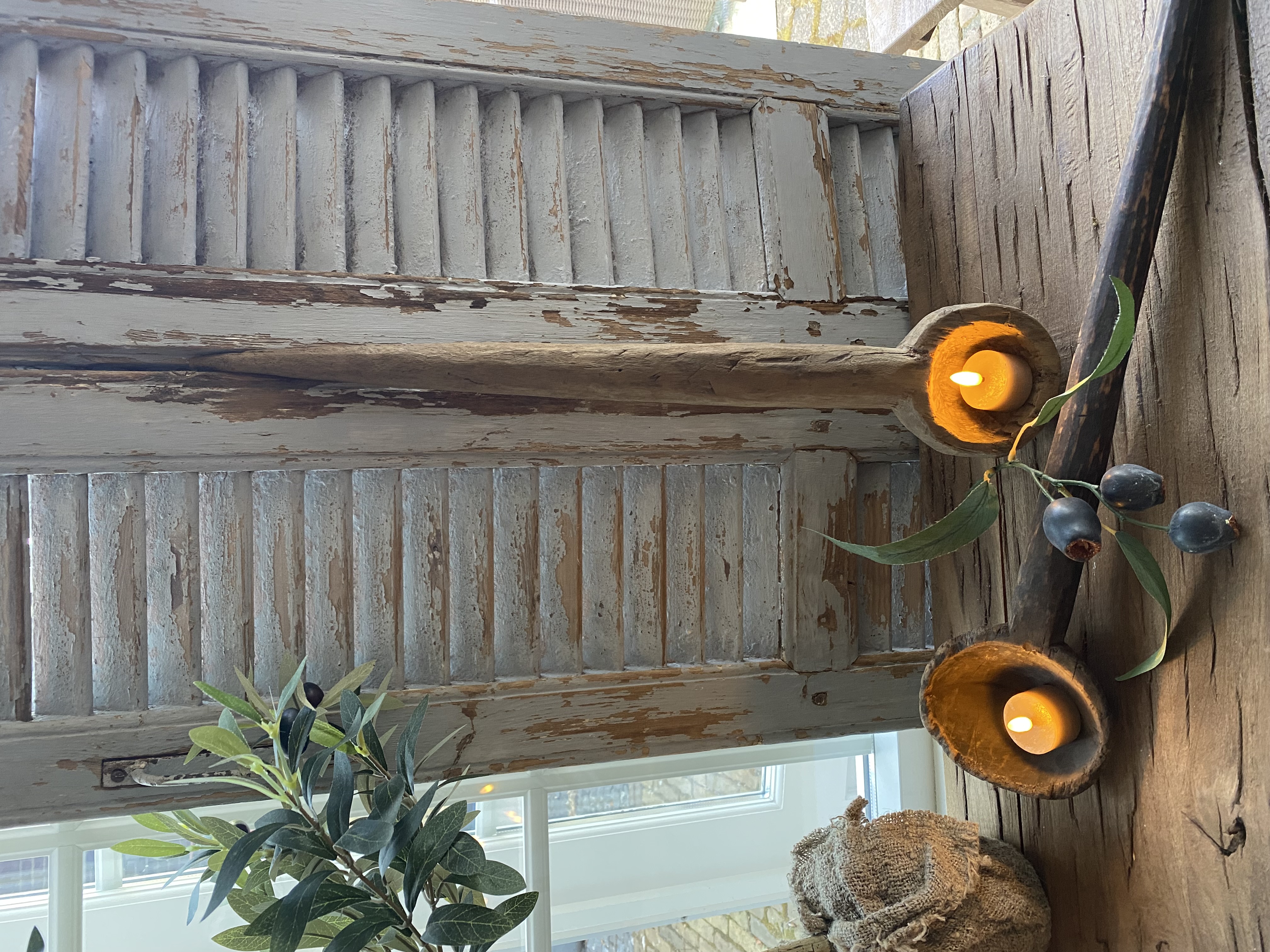 Stoere houten water lepel L