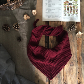 Triangle Scarf PLum