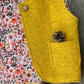 Wool Vest Ochre Watercolor Flowers 134/140