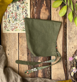 Linen Pixie Hat Mossgreen Flowers