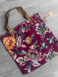 Mooie fluwelen shopper Romee van Imbarro. Bordeaux rood. 
