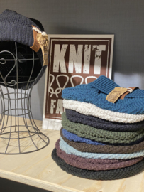 Beanie Knit Factory. Jeans blauw 