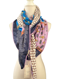 Blauw-lila-roze diagonaal dessin / mini print in blauw-ecru achterkant. Couture sjaal.