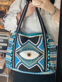 Hele mooie Ibiza style tas met kraaltjes. “Oog” Blauw combi.