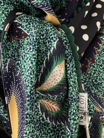 Veren print groen-navy  / stip dessin. Couture sjaal