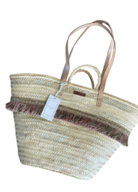 HANDMADE Grote strandtas, beachbag riet. Franje. Oudroze bloemen/vogel afdekstof.
