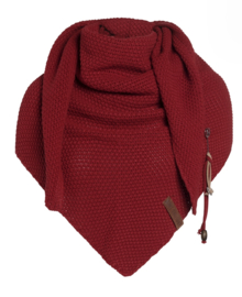 Sjaal/omslagdoek Coco van het mooie merk Knit Factory. Donker rood
