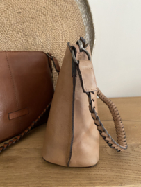 Bag2Bag. Mooie medium tas Baltic. 3 kleuren.