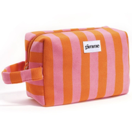 Gestreepte toilettas van Gimme. Oranje-roze.