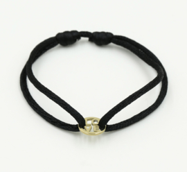 Satijn armbandje met RVS (stainless steel) “LOVE”. Zwart - Goud