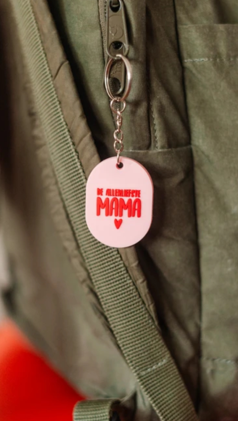 Sleutelhanger DE ALLERLIEFSTE MAMA. Roze-rood