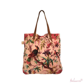 Mooie fluwelen shopper van Imbarro. Licht roze / soft pink. Paradise print.