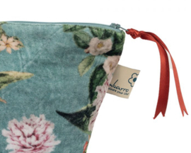 Mooie fluwelen clutch / toilettas Janne, van Imbarro, bloemenprint, Aqua blauw.