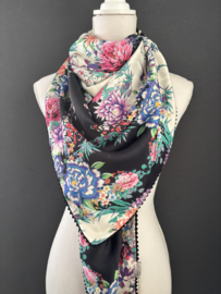 Prachtig kleurig bloemen design / geografische print,  couture sjaal
