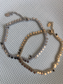 Enkelbandje Stainless steel met rondjes. Zilverkleurig.