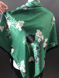 Green-black flowers.  Couture sjaal.
