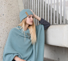 Beanie Knit Factory. Oud blauw (stone green)