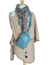 Double face omslagdoek. Fijn gebreid. Zwart of Camel combi.