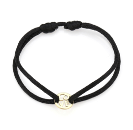 Satijn armbandje met RVS (stainless steel) “LOVE”. Zwart - Goud