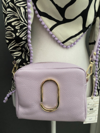 2 x verschillend offwhite-zwart dessin / lila bolletjes band. Couture sjaal.