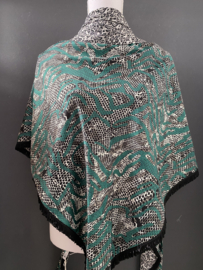 Groen - snake satijn dessin met grijs mini panter achterkant, couture sjaal