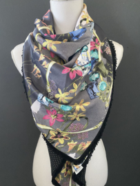 Prachtig satijnen bloemen-riempjes dessin / mini stip zwart, couture sjaal.